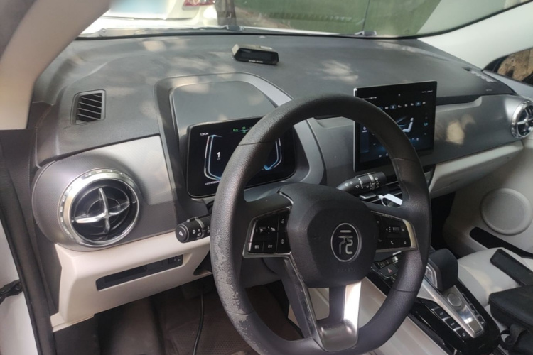 BYD Yuan Pro 2021 car image #10