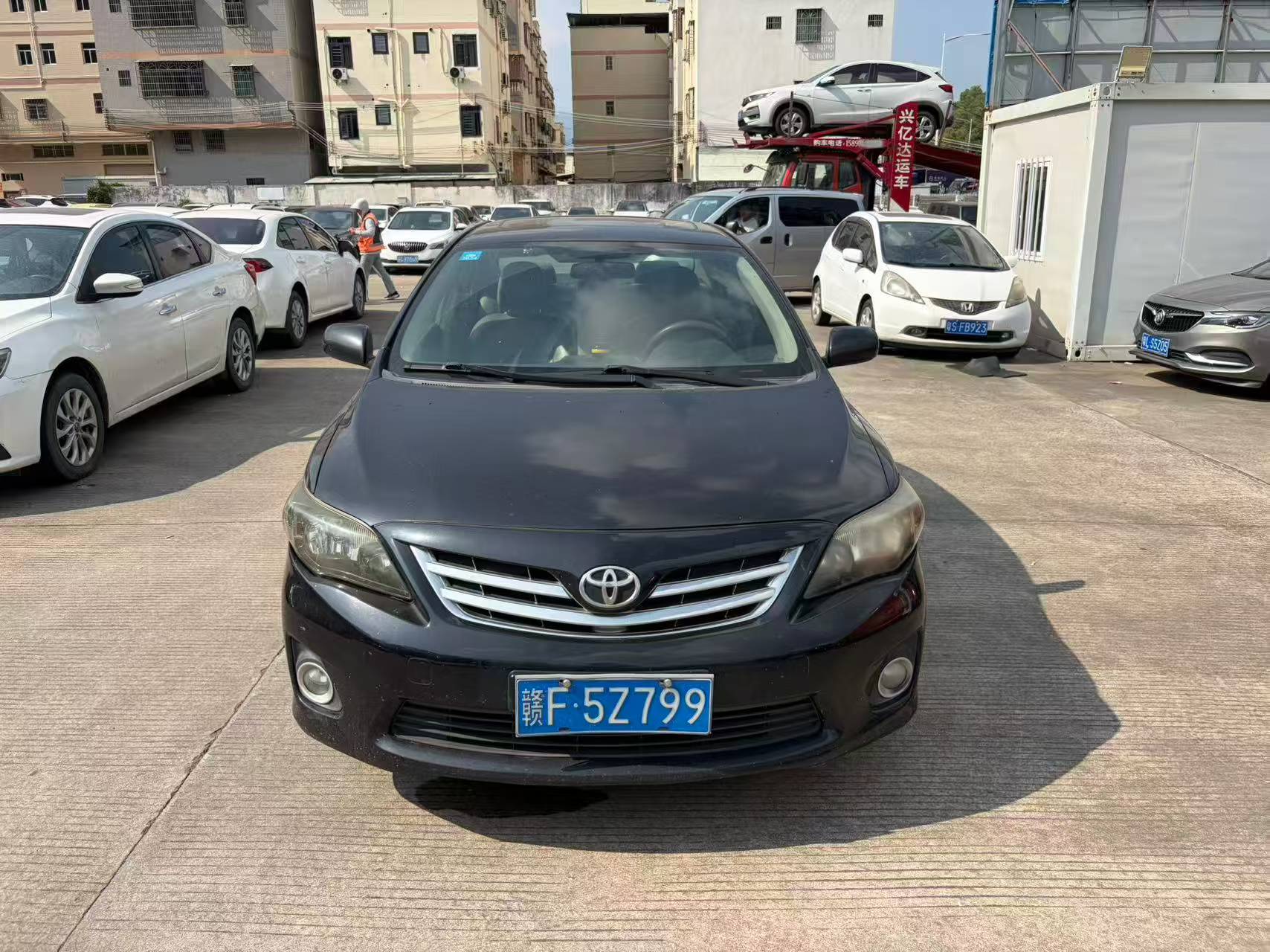 Toyota Corolla 2013 Toyota Corolla 2013 car image