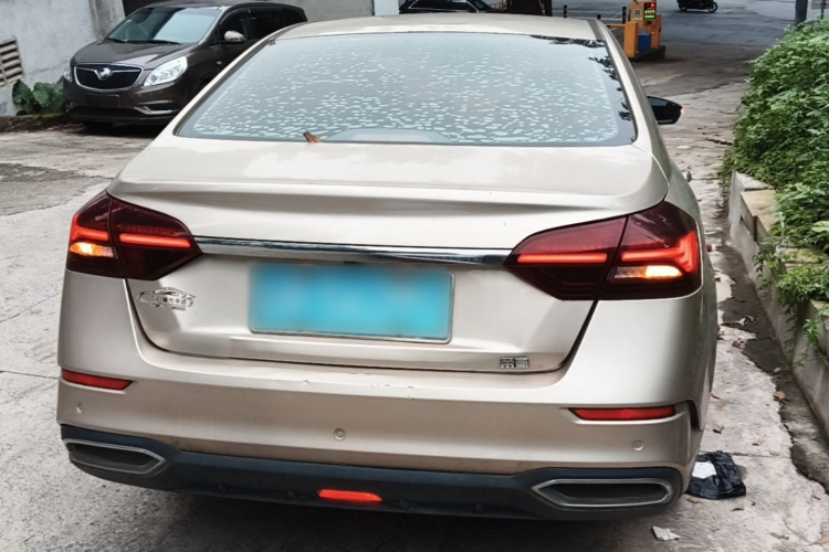 GEELY Emgrand 2021 #6 GEELY Emgrand 2021 car image #6