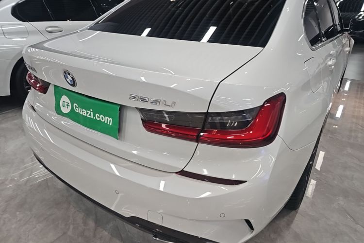 BMW 3 Series 2021 #8 BMW 3 Series 2021 car image #8