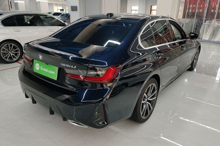 BMW 3 Series 2025 car image #5
