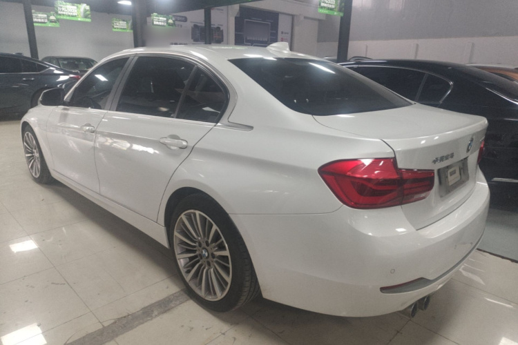BMW 3 Series 2019 #7 BMW 3 Series 2019 car image #7
