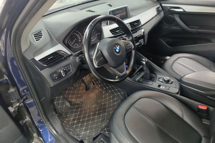 BMW X1 2018 #12 BMW X1 2018 car image #12