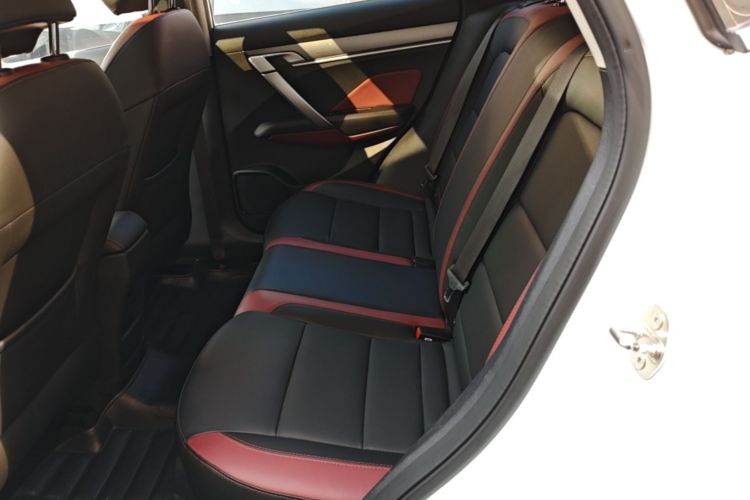 GEELY Coolray 2021 car image #17
