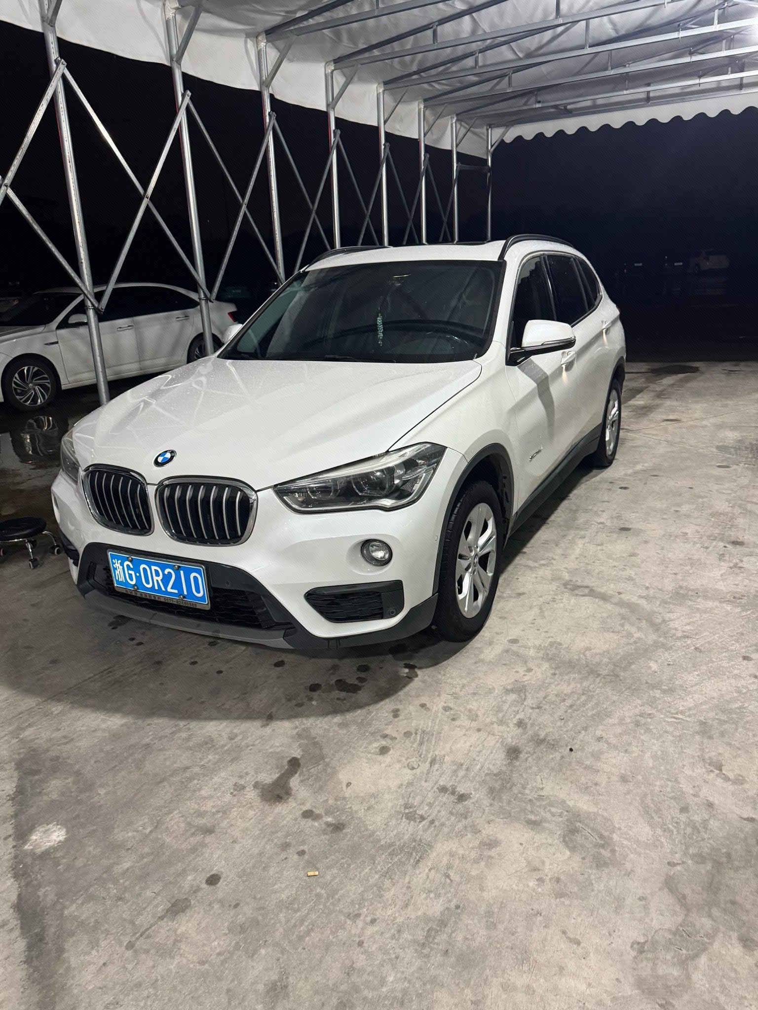 2017 2017 car image