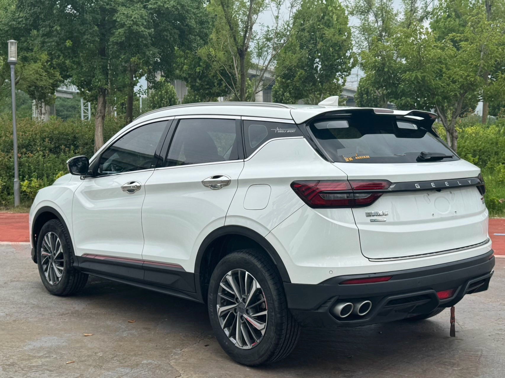 GEELY Coolray 2022 car image #4