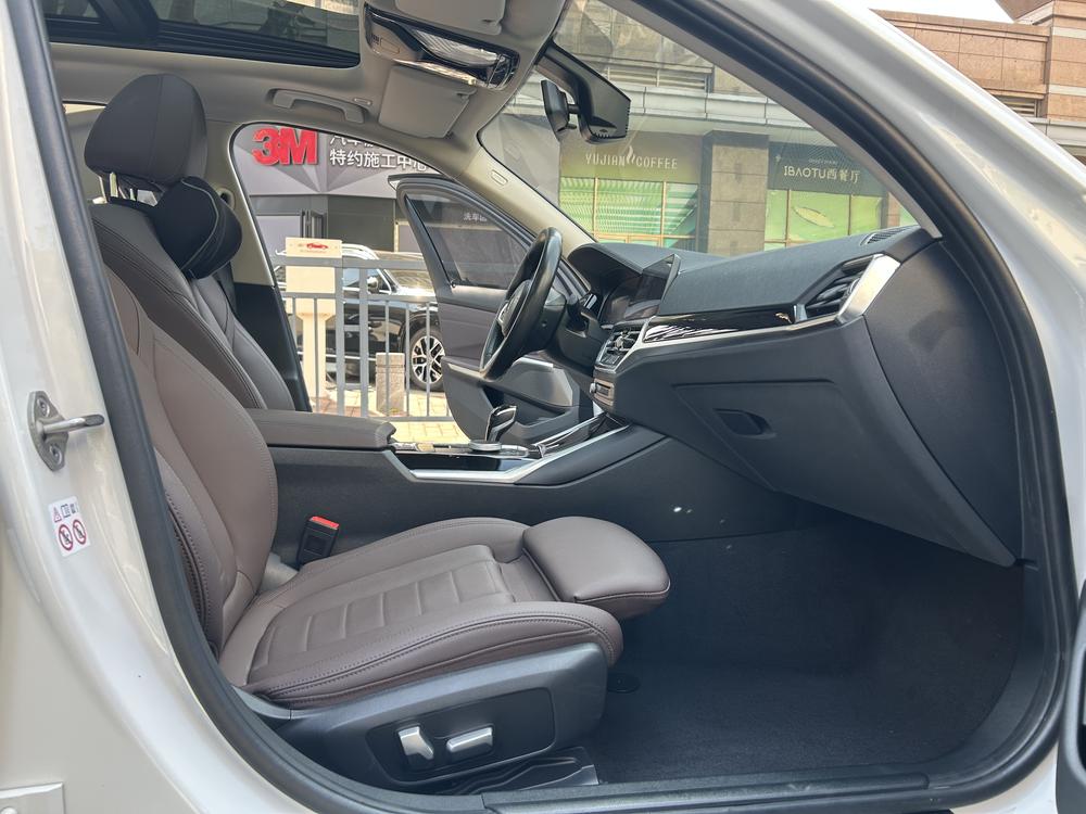 BMW 3 Series 2021 imagen de coche #19