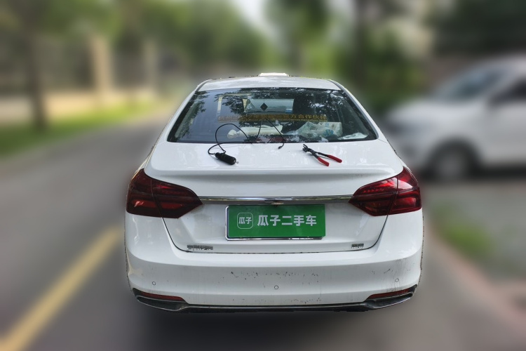 GEELY Emgrand 2019 #4 GEELY Emgrand 2019 car image #4
