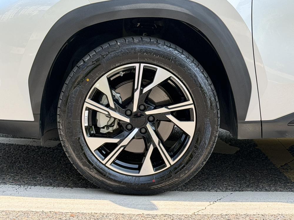 GEELY Boyue L 2025 #9 GEELY Boyue L 2025 изображение автомобиля #9