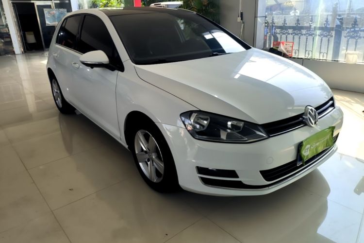 Volkswagen Golf 2015 car image #4