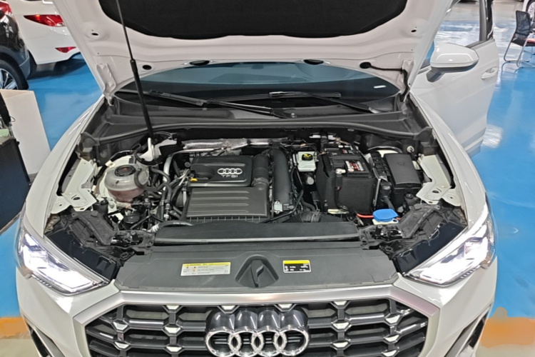 Audi Q3 2020 #20 Audi Q3 2020 car image #20