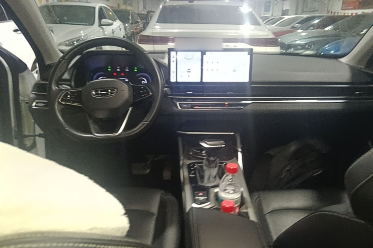 GEELY Emgrand 2024 #10 GEELY Emgrand 2024 car image #10