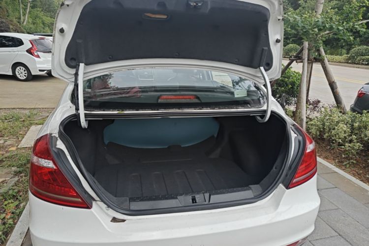 GEELY Emgrand 2016 #19 GEELY Emgrand 2016 car image #19