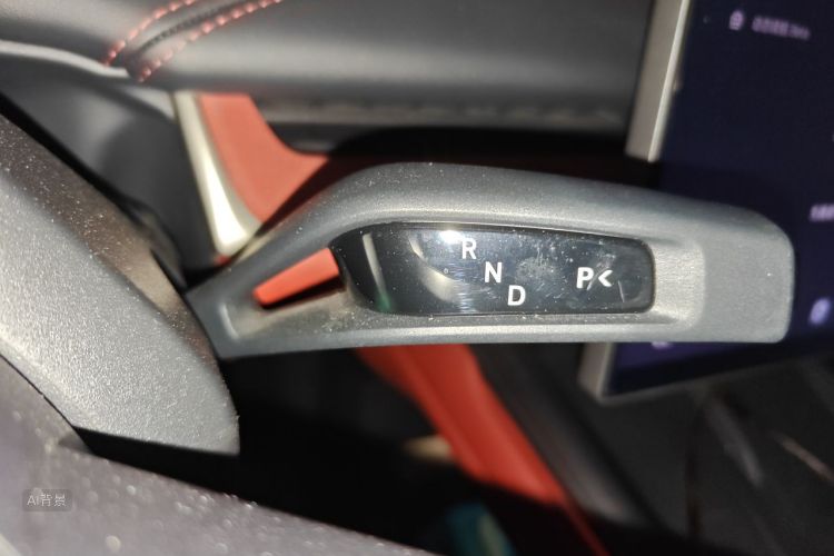 MI SU7 2024 car image #16