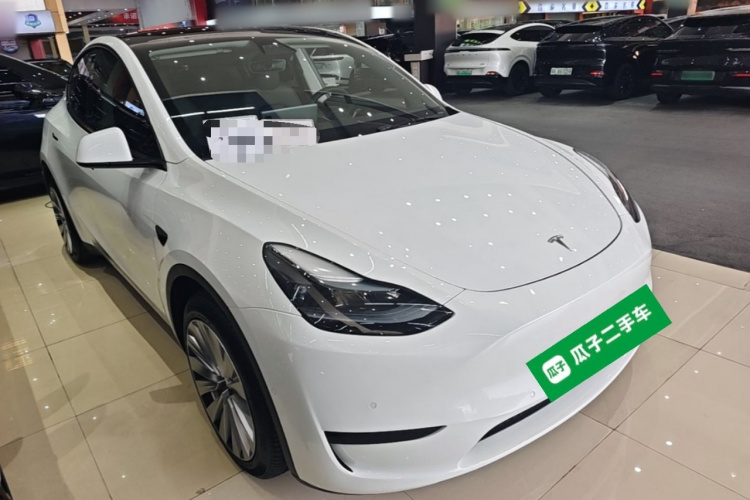 Tesla Model Y 2022 #4 Tesla Model Y 2022 car image #4