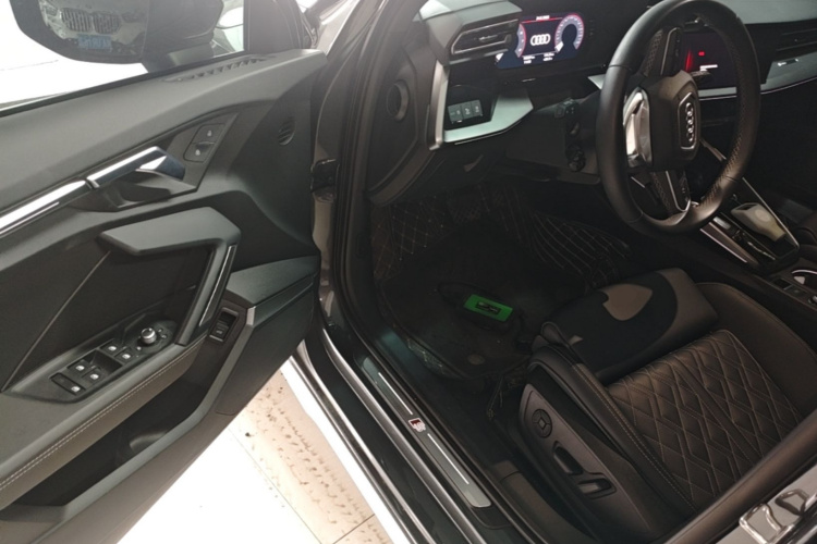 Audi A3 2025 car image #16