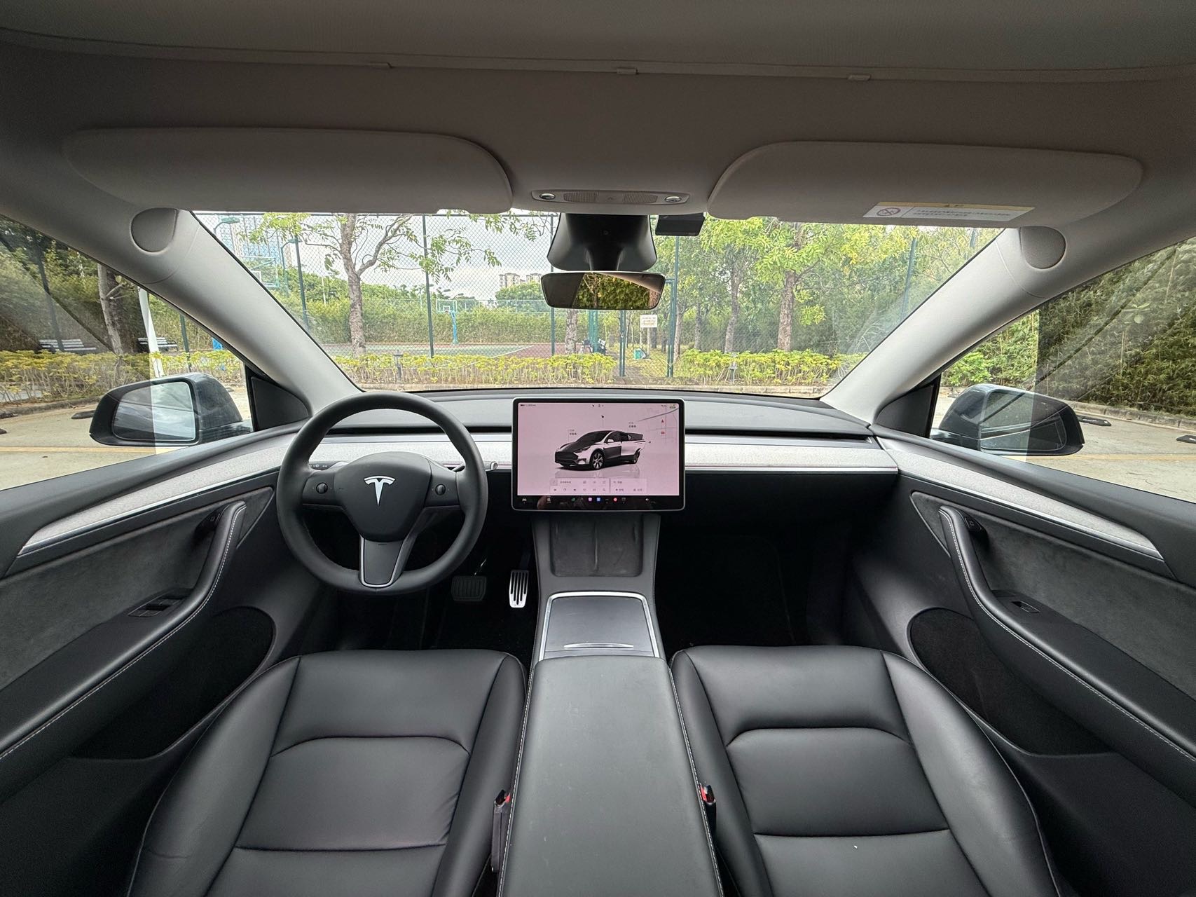 Tesla Model Y 2024 car image #7