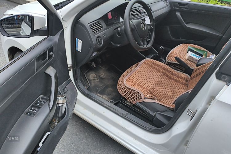 Volkswagen Santana 2021 صورة سيارة #18