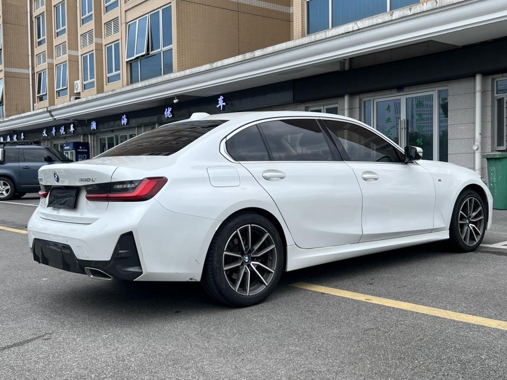 BMW 3 Series 2023 car image #6