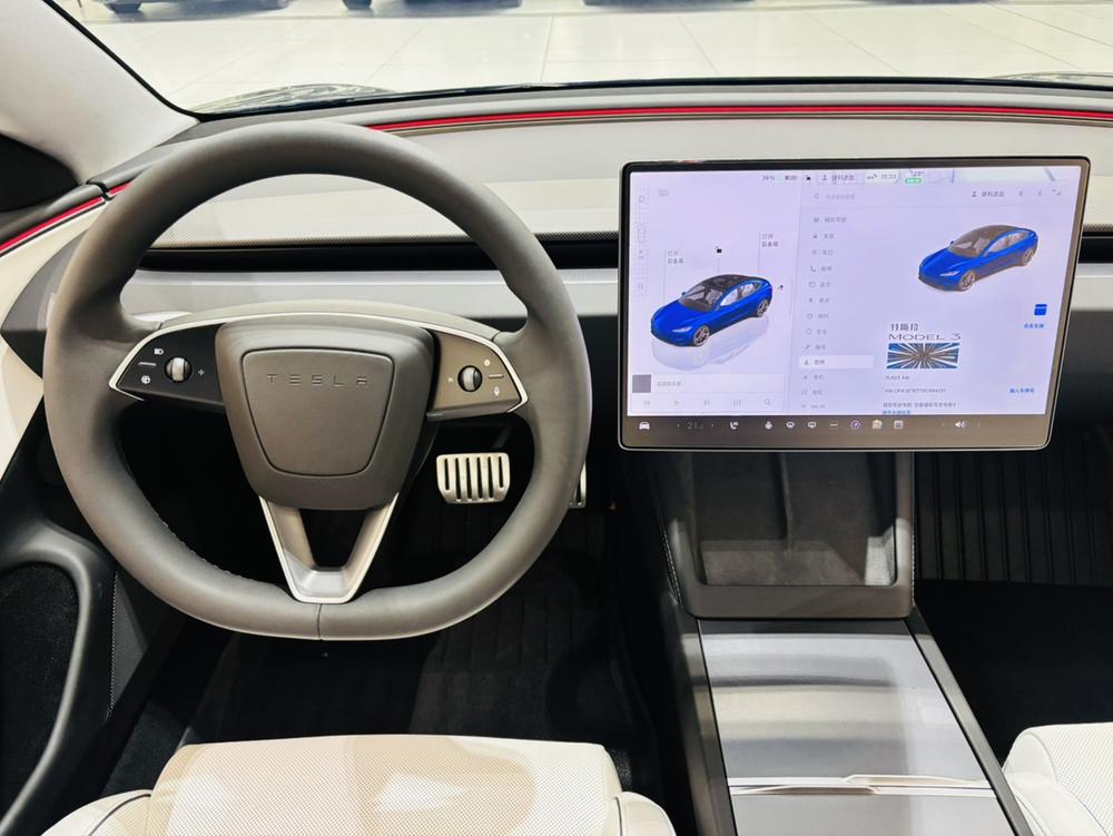 Tesla Model 3 2025 car image #15