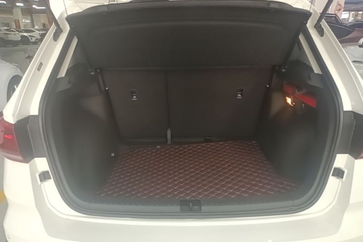 Volkswagen Tharu 2022 car image #19