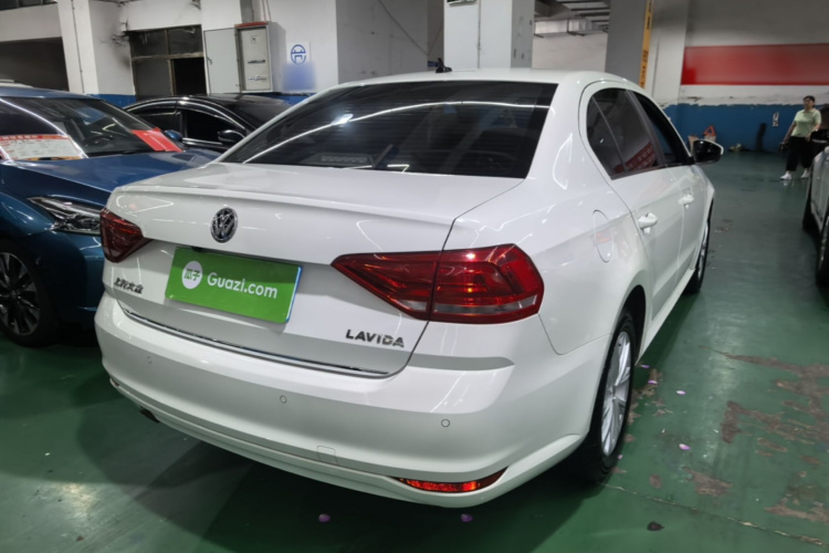 Volkswagen Lavida 2018 car image #7