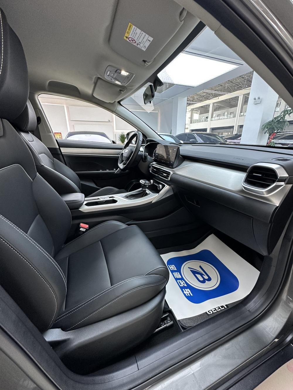 GEELY Coolray 2025 #13 GEELY Coolray 2025 car image #13