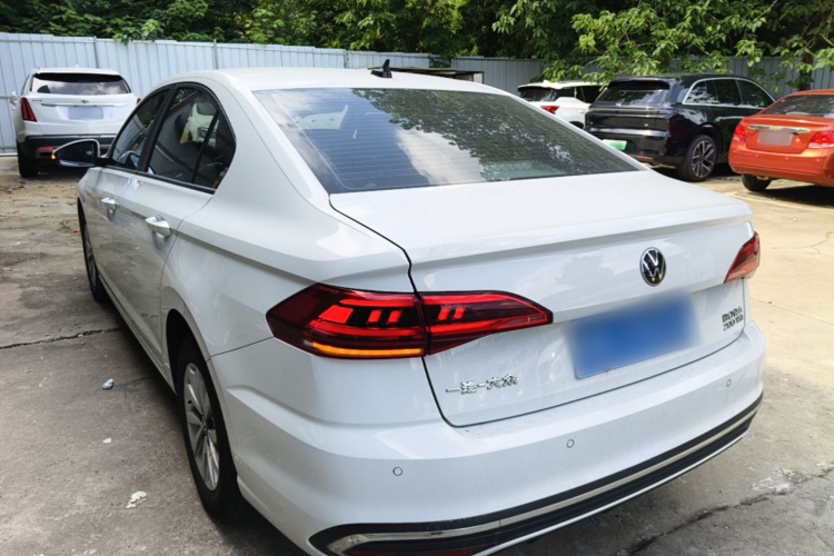 Volkswagen Bora 2024 car image #5