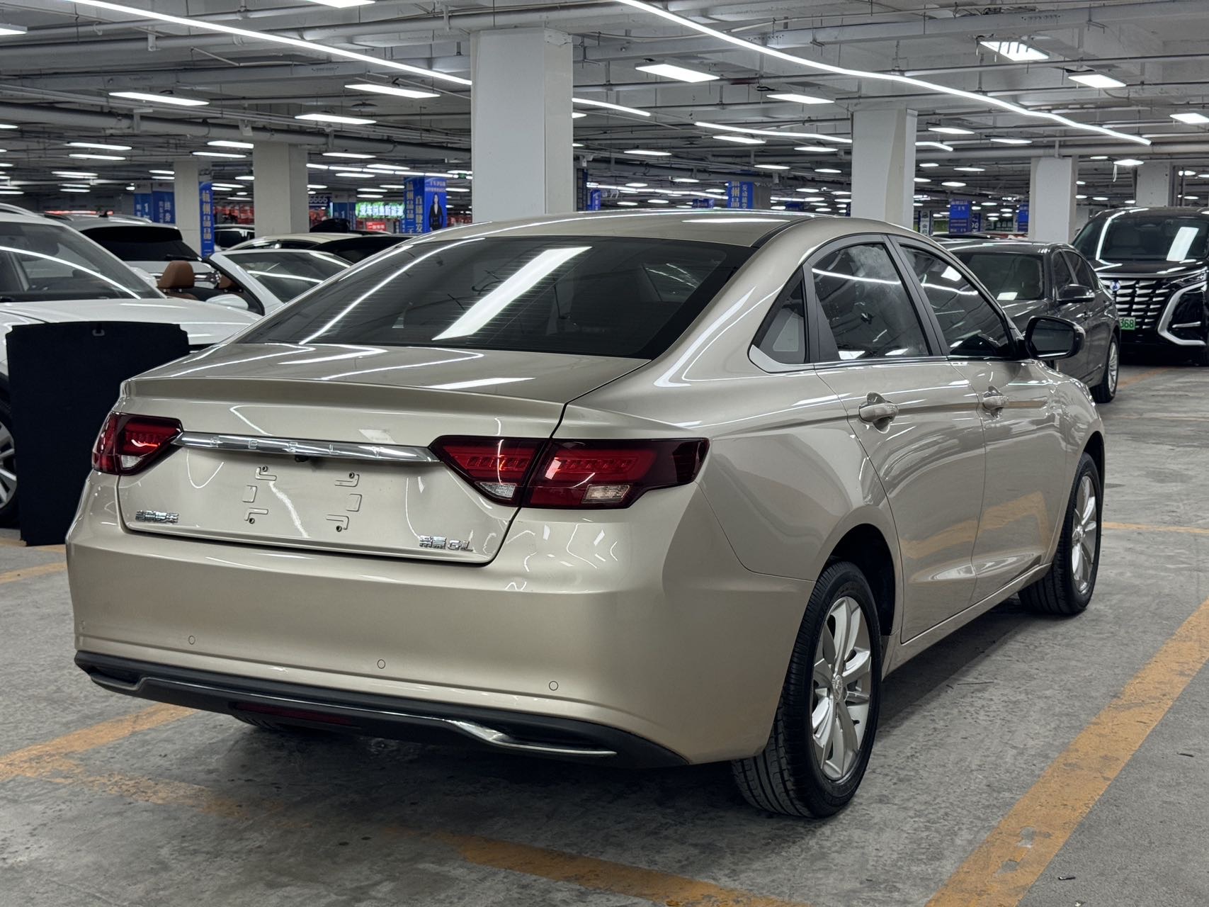 GEELY Emgrand GL 2021 #9 GEELY Emgrand GL 2021 imagen de coche #9