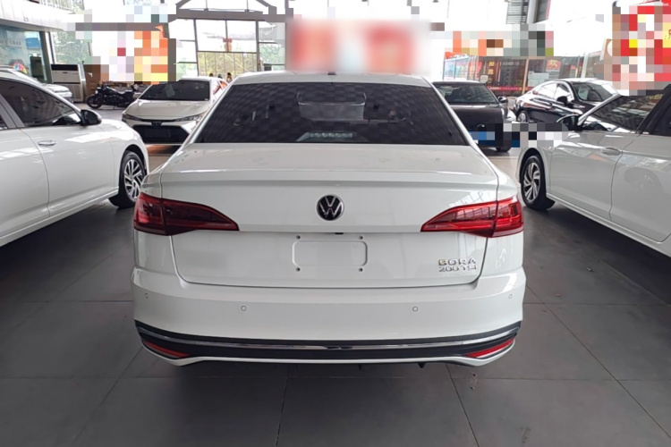 Volkswagen Bora 2025 car image #6