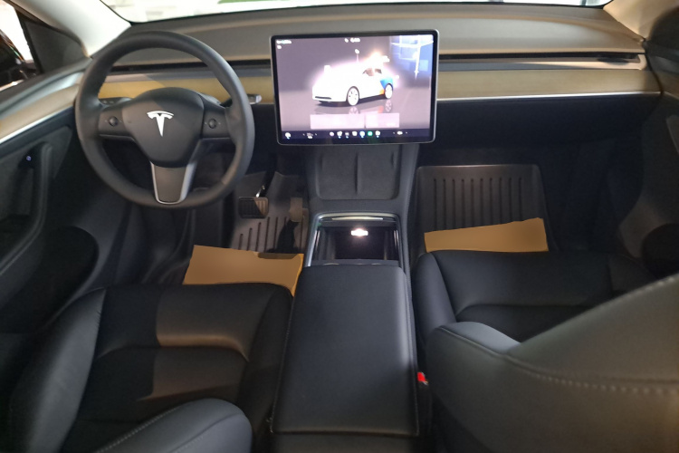 Tesla Model Y 2023 #10 Tesla Model Y 2023 car image #10