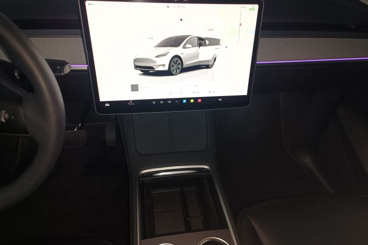 Tesla Model Y 2024 #17 Tesla Model Y 2024 car image #17