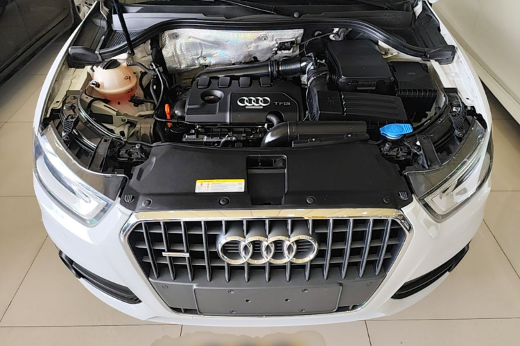 Audi Q3 2015 #20 Audi Q3 2015 car image #20