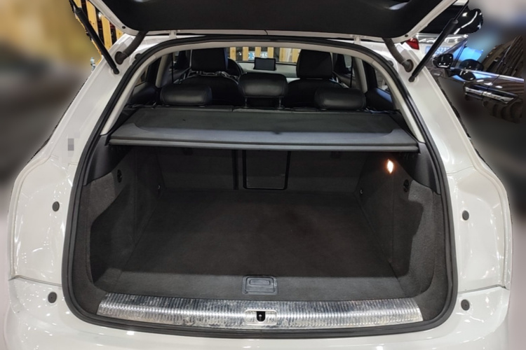 Audi Q3 2016 #21 Audi Q3 2016 car image #21