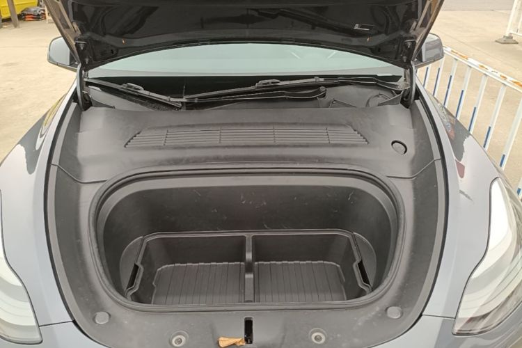 Tesla Model Y 2022 #20 Tesla Model Y 2022 car image #20
