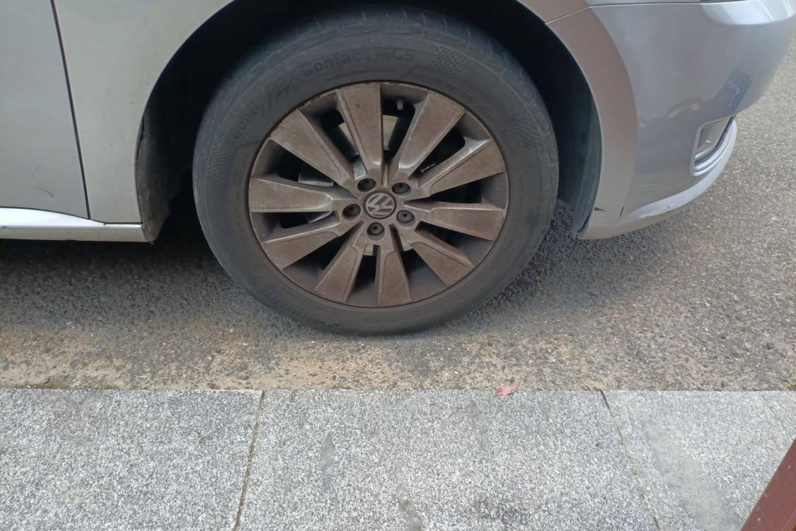 Volkswagen Lavida 2014 car image #9