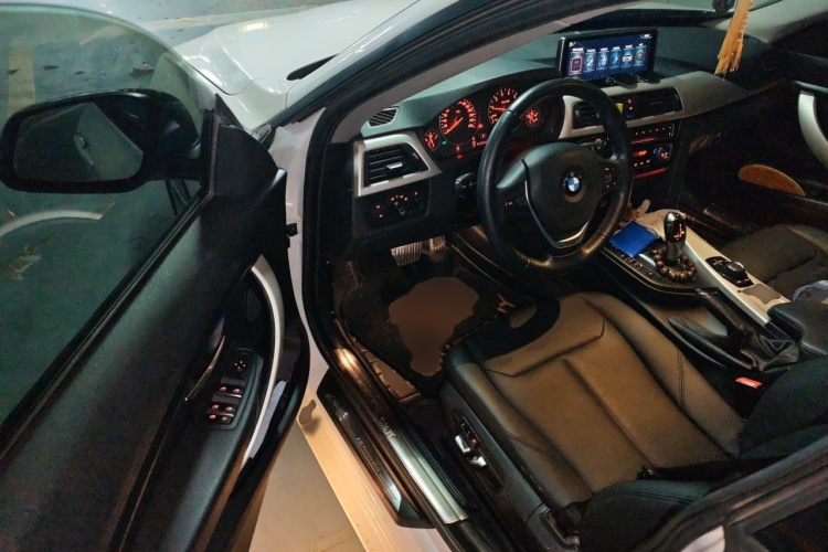 BMW 3 Series GT 2016 #13 BMW 3 Series GT 2016 car image #13