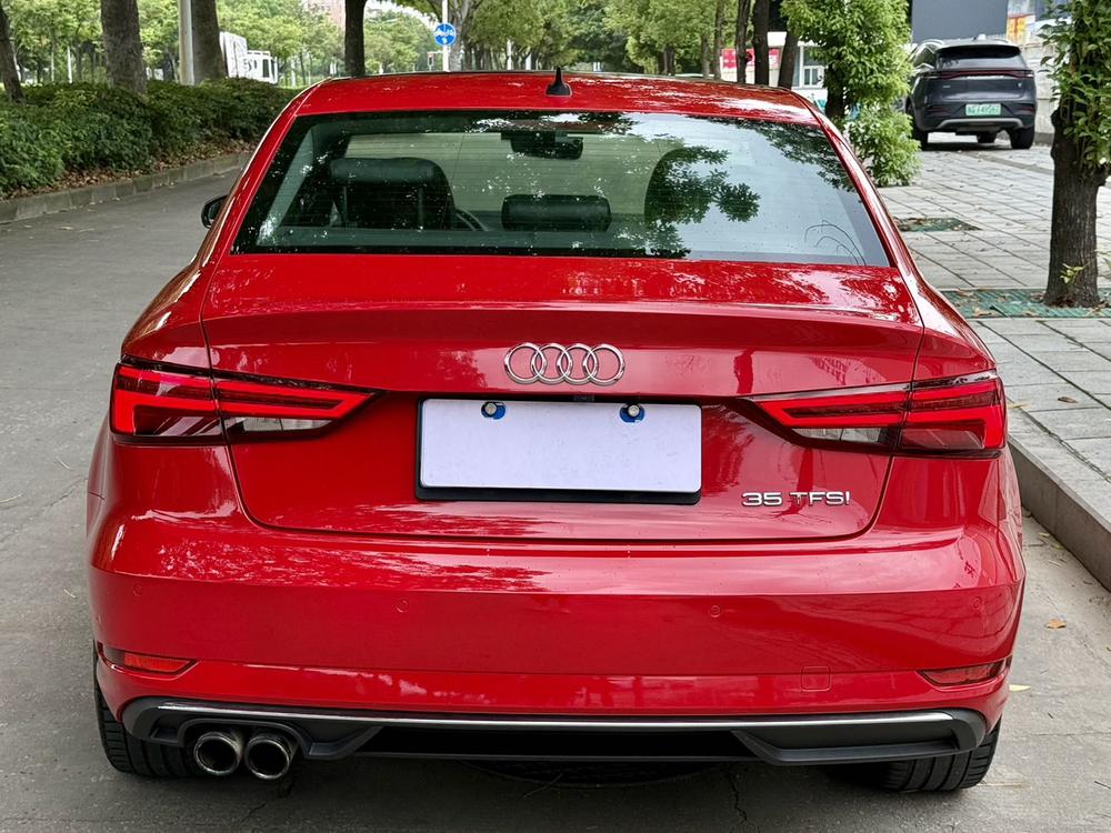 Audi A3 2018 car image #4