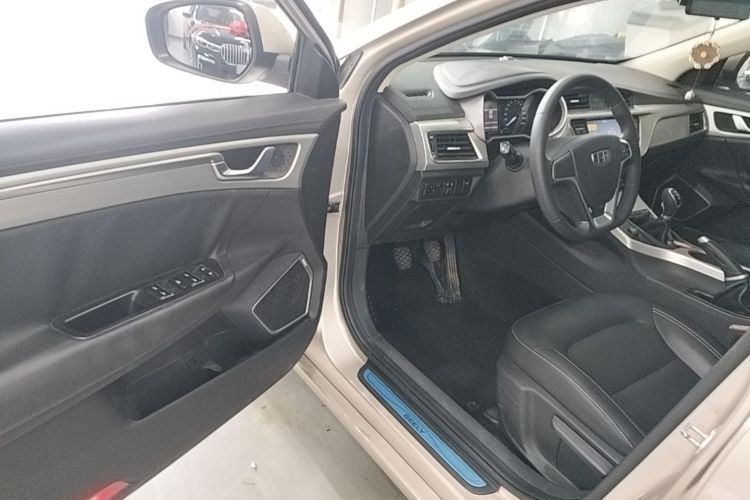 GEELY Emgrand GL 2017 car image #16