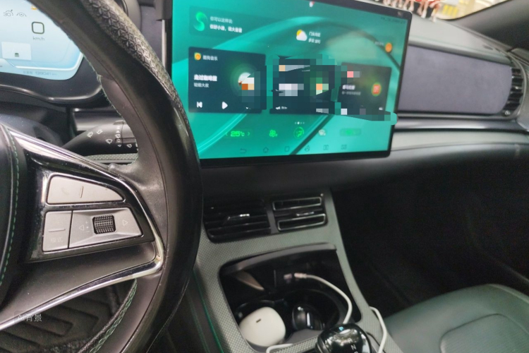 BYD Han 2022 car image #15