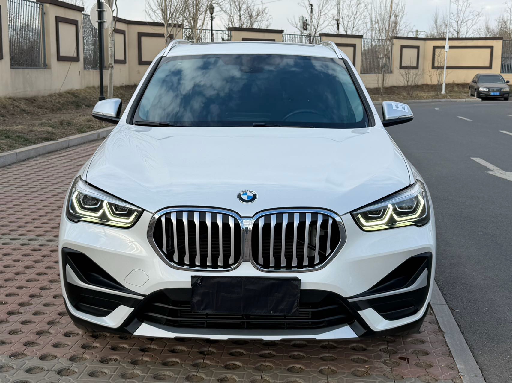 BMW X1 2022 car image #2