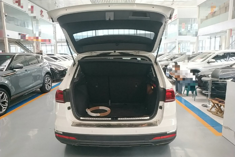 Volkswagen Tharu 2020 car image #19