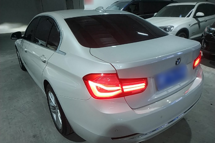 BMW 3 Series 2015 car image #5