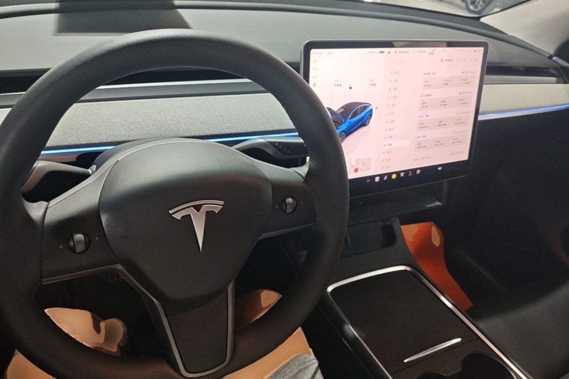 Tesla Model Y 2024 #15 Tesla Model Y 2024 car image #15