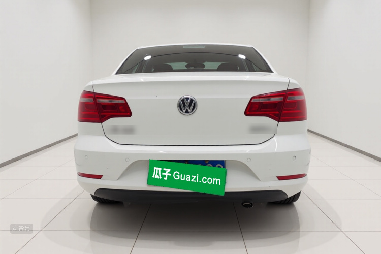 Volkswagen Bora 2016 car image #6