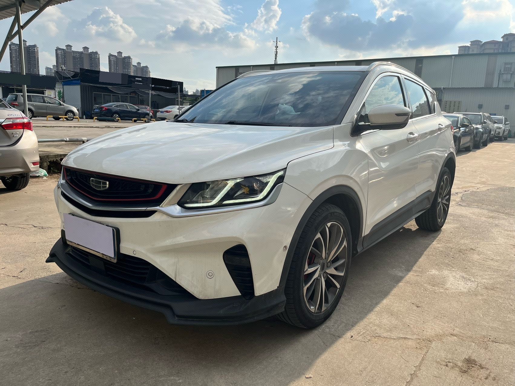 GEELY Coolray 2019 GEELY Coolray 2019 car image