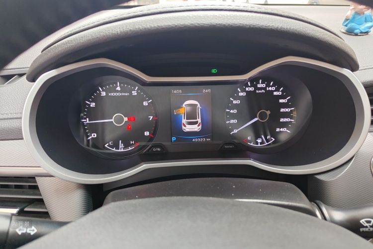 GEELY Emgrand GS 2018 car image #13