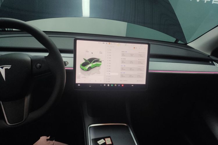 Tesla Model Y 2024 #17 Tesla Model Y 2024 car image #17