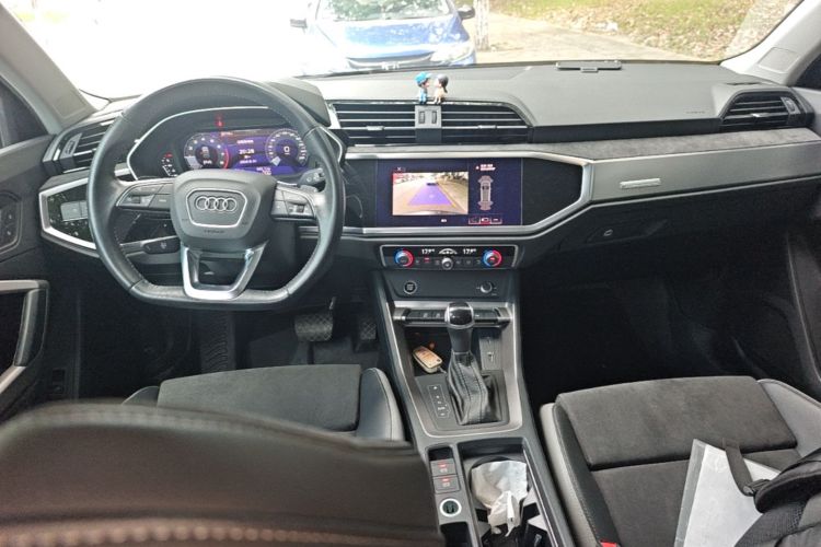 Audi Q3 2021 #10 Audi Q3 2021 car image #10