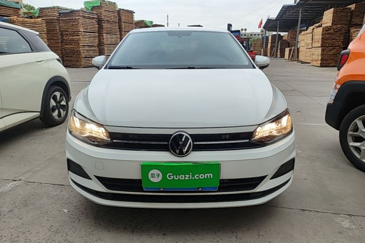 Volkswagen Polo 2024 car image #3